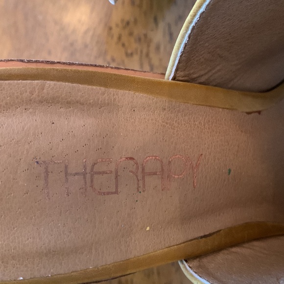 THERAPY tan peep toe sandal. - Picture 7 of 7